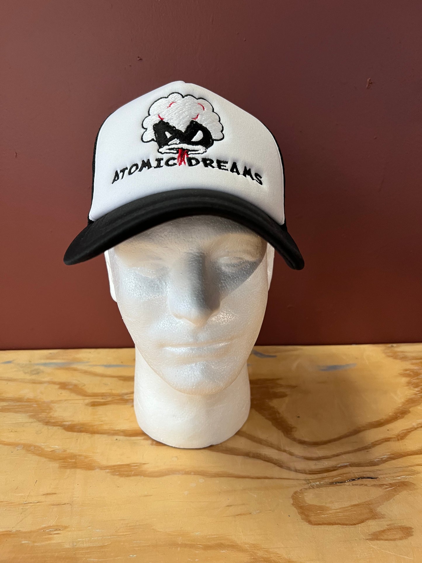 AtomicDreams Truckers (Black)