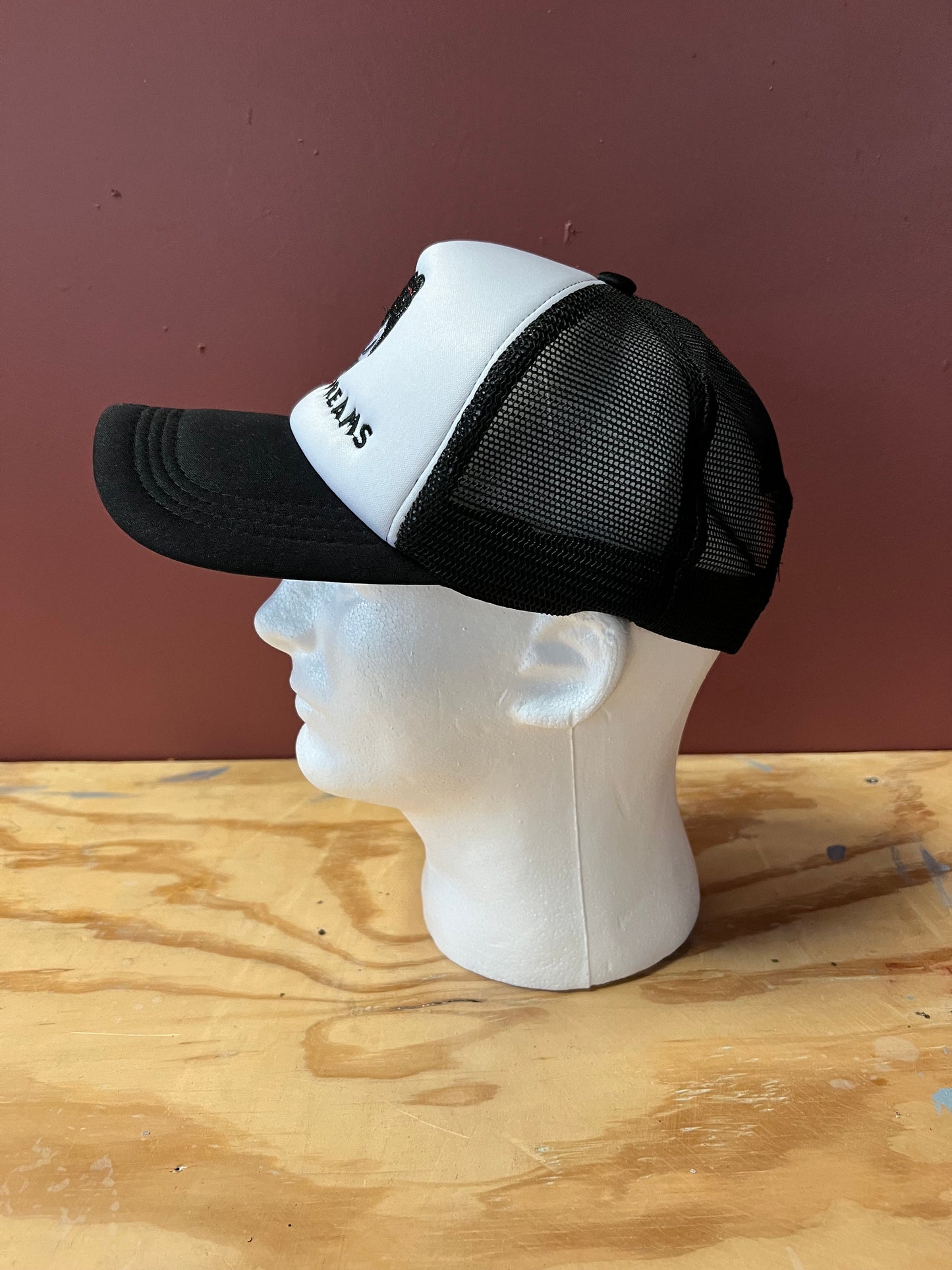 AtomicDreams Truckers (Black)